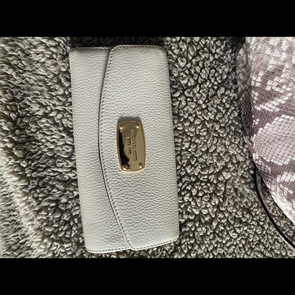 Michael Kors wallet